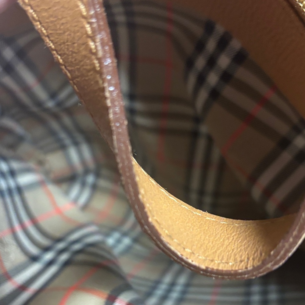 Burberry authentic  Brown Leather Shoulder Bag Free COA included - Picture 7 of 13